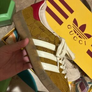 AUTHENTIC Gucci Gazelle Sneakers in Yellow and Red